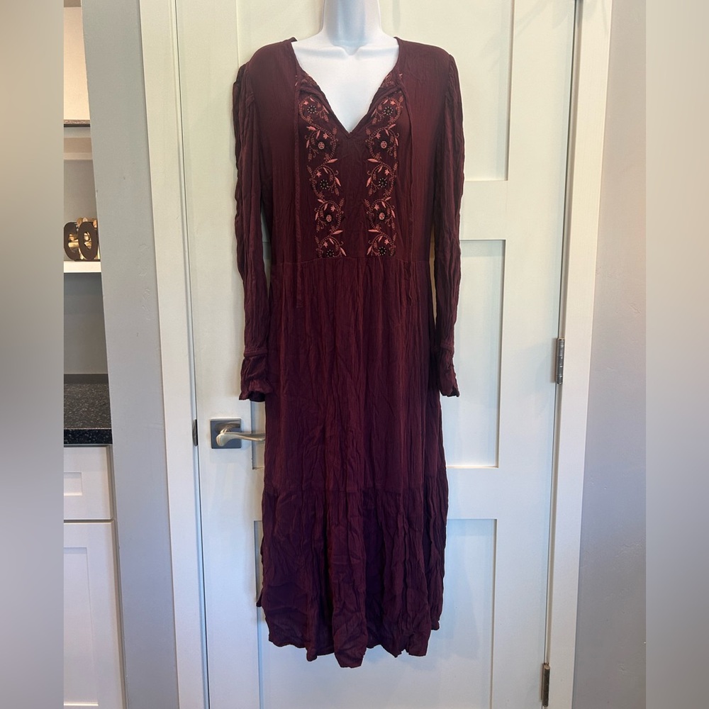Long sleeve purple dress with floral stitching